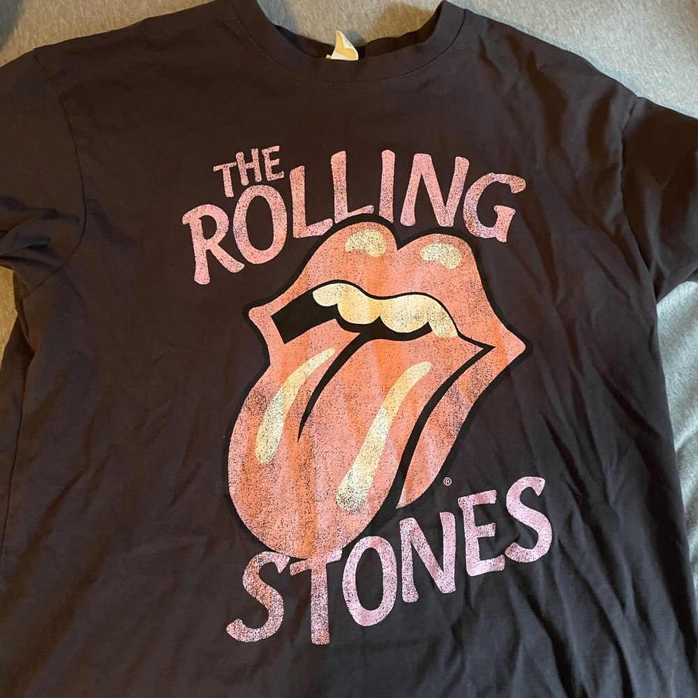 women’s t-shirt